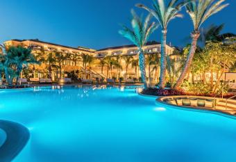 Barcel   La Nuc  a Palms has Balcony rooms