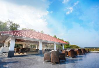 Rosetta by Ferns allows 18 year olds to book a room