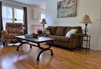 Cozy, Comfortable, Condo! Walking distance to Downtown! Free High-Speed Internet! allows 18 year olds to book a room
