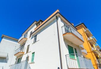 Uliana Top House has Balcony rooms