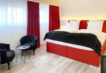 DORMERO Hotel Deggendorf allows 18 year olds to book a room