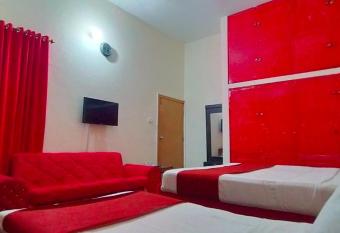 Peridot Cottage has Balcony rooms