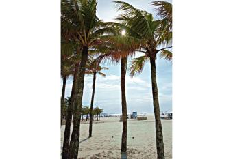 Solar Vila Mirim has Balcony rooms