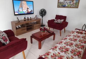 CASA 200M DA PRAIA DO FORTE - Wi fi - Tv a Cabo - Churrasqueira allows 18 year olds to book a room