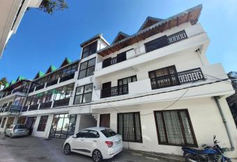 Goroomgo Cottage Orchid Nainital has Balcony rooms