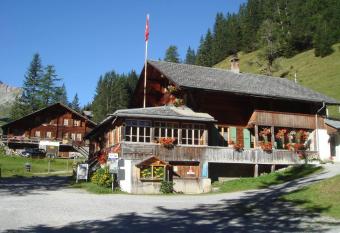 Berghaus Iffigenalp has Balcony rooms