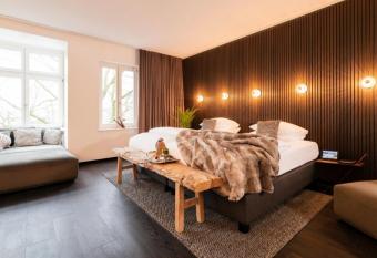 Designhotel   berFluss allows 18 year olds to book a room