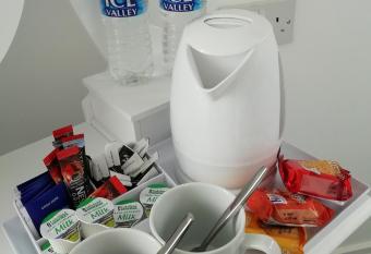 The Antelope Hotel allows 18 year olds to book a room