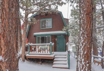 Cedar Chalet #1980 has Balcony rooms