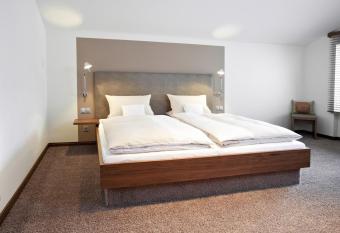 Hotel Am Helmwartsturm has Balcony rooms