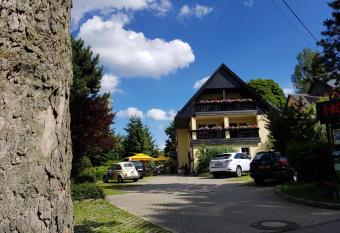 Hotel Sonne allows 18 year olds to book a room