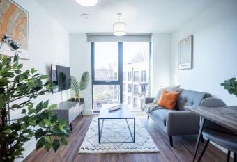 Sheffield s Luxury Apartments - Great Central has Balcony rooms