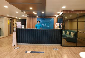 Kanak Beacon Hotel - Ashram Road Ahmedabad allows 18 year olds to book a room