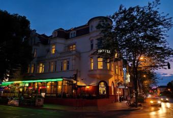 Best Western Hotel Kaiserhof allows 18 year olds to book a room