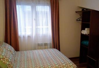 Astoria Patagonia II habitaciones privadas allows 18 year olds to book a room