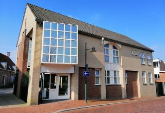 Logementen Dokkum allows 18 year olds to book a room