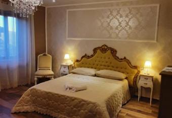 Antica Norma Alloggio Turistico has Balcony rooms