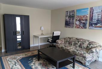 3 BDR appartement,WiFI,Netflix free parking has Balcony rooms