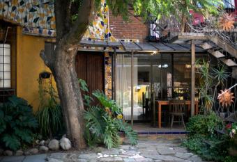 Majikal B&B - Girasoles has Balcony rooms