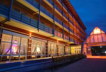 Kurhotel Pyramide Bad Windsheim allows 18 year olds to book a room