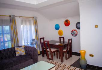 Bomani Penthouse has Balcony rooms