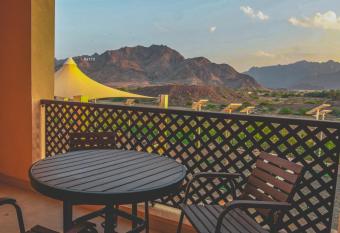 Hatta Guest House has Balcony rooms