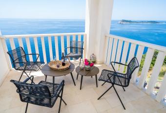 Apartment 56 has Balcony rooms