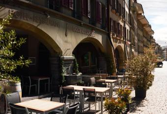 Goldener Schl  ssel allows 18 year olds to book a room