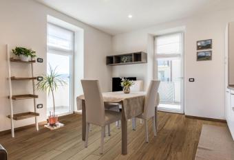 Villa Vacanze Pink Lady has Balcony rooms