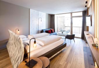 Hotel Penzinghof has Balcony rooms