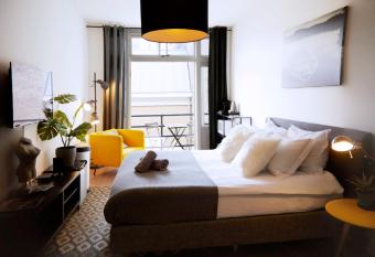 Modern Hideout Ace Location has Balcony rooms