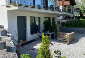 Adlers Apartments Arlberg has Balcony rooms