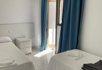 Apartamentos Tamasite allows 18 year olds to book a room