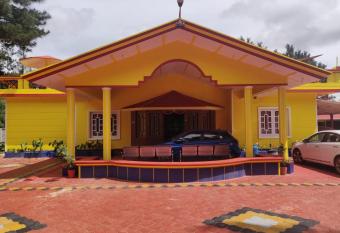 The CoffeeBean Villa Sakleshpur has Smoking/Balcony rooms