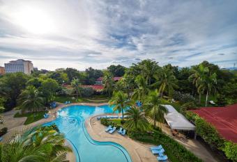 Cebu White Sands Resort and Spa has Balcony rooms