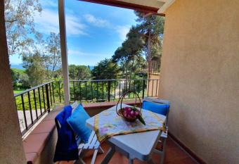 Appartamento Capo Arco agrumeto has Balcony rooms