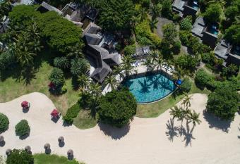 Maradiva Villas Resort and Spa allows 18 year olds to book a room