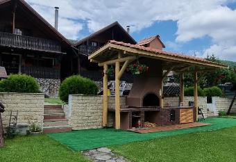 Freemont allows 18 year olds to book a room