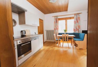 Lesachtalerhof has Balcony rooms