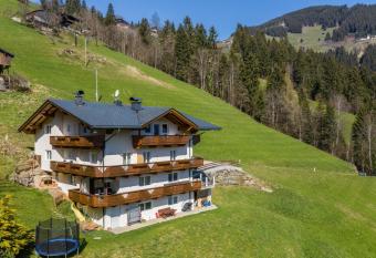 Ferienwohnung Valentina has Balcony rooms