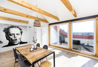 NEU Lofts mit Dachterrasse n  he Zentrum has Balcony rooms