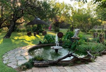 OppiPlasie Guest House & SPA has Balcony rooms