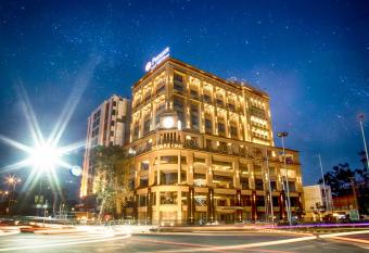 Best Western Premier Hotel Gulberg Lahore allows 18 year olds to book a room
