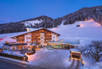 Apparthotel Talhof, Restaurant, Pool und Spa has Balcony rooms