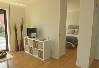 Valadim Flats_2T allows 18 year olds to book a room