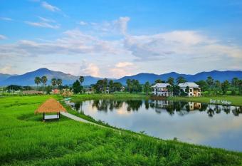 Oon Valley Farm Stay has Balcony rooms