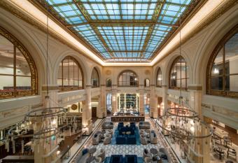 The Marmorosch Bucharest, Autograph Collection allows 18 year olds to book a room