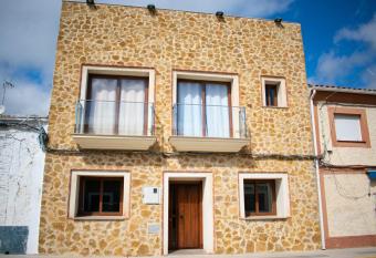 Apartamentos Cerezo has Balcony rooms