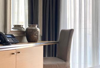 Athens Warehouse Boutique Hotel & Suites allows 18 year olds to book a room