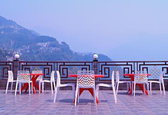 ShriGo Hotel Gangtok has Balcony rooms